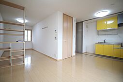 グリーンハイム　B棟 B202 2階ワンルームのリビング/ダイニング