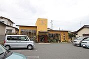 サンタクロース洋菓子 川中豊町店（317m）