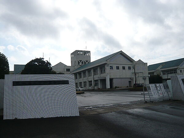 detached 茨城県守谷市けやき台5丁目14-14

地図を見る