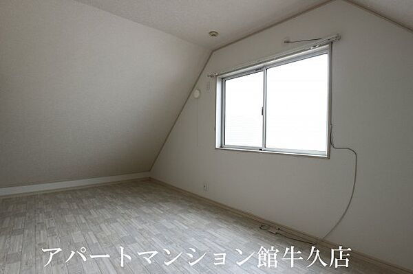 detached 茨城県牛久市上柏田3丁目28-3
上柏田の賃貸情報を見る
物件地図