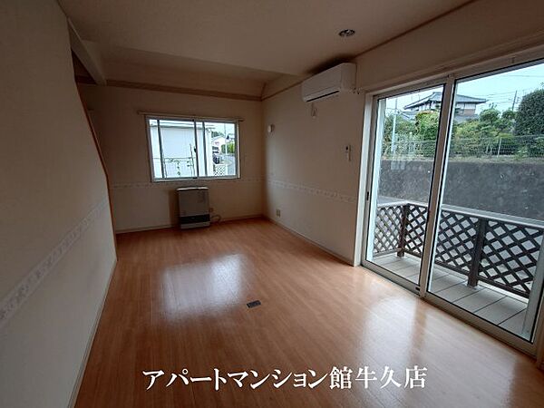 detached 茨城県牛久市上柏田3丁目28-3
上柏田の賃貸情報を見る
物件地図