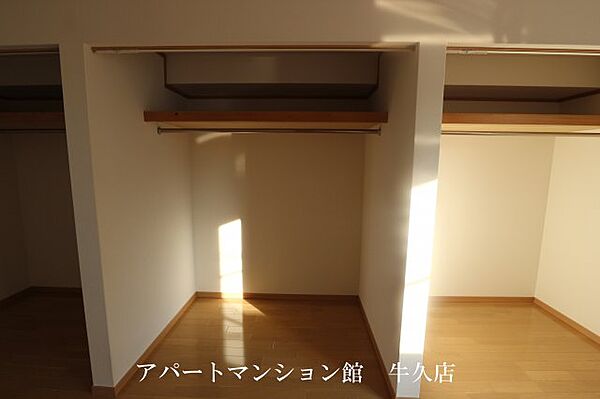 detached 茨城県牛久市上柏田2丁目21-33

地図を見る