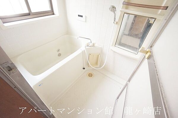 detached 茨城県稲敷市佐倉1358-17
佐倉の賃貸情報を見る
物件地図