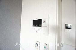 シャイニー