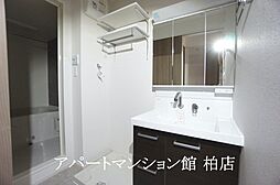 ディーセントI