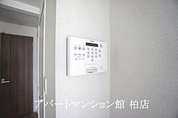 ディーセントI
