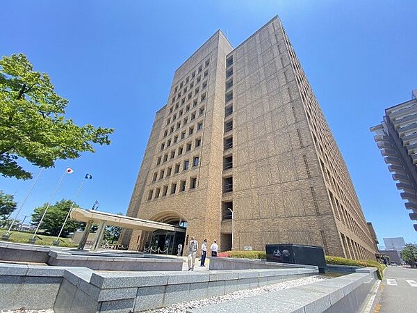 画像19:役所「徳島県庁まで1555m」