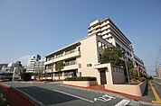 病院「徳島市民病院まで109m」