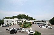 病院「眉山病院まで2922m」眉山病院