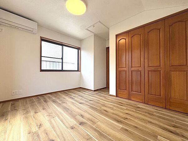 寝室を拡大表示