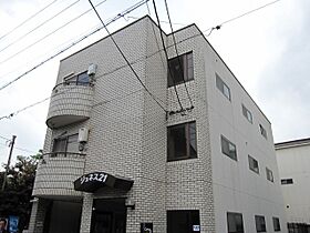 京都府京都市伏見区新町1丁目（賃貸マンション1K・3階・18.00㎡） その1