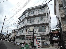 京都府久世郡久御山町島田堤外（賃貸マンション1K・2階・31.59㎡） その1