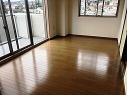 近鉄京都線 大久保駅 徒歩8分の賃貸マンション 4階2LDKのリビング/ダイニング