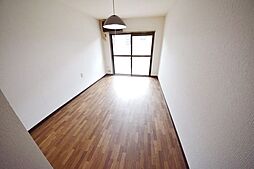 京王線 中河原駅 徒歩8分の賃貸マンション 3階1Kのリビング/ダイニング
