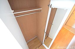 レオパレスＣａｓａＡｖｅｎｕｅ　III 1階1Kの室内