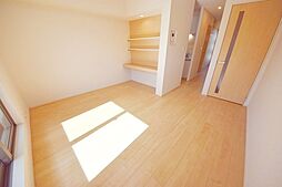 京王線 聖蹟桜ヶ丘駅 徒歩8分の賃貸アパート 2階1LDKのリビング/ダイニング