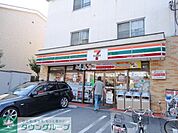 セブンイレブンつつじヶ丘南口店 徒歩3分。コンビニ 200m