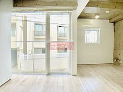 ビーワン 201 2階ワンルームのリビング/ダイニング