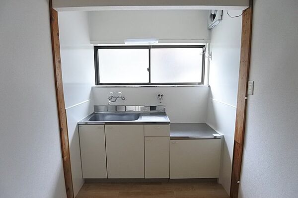 画像28:コンロ設置型キッチン