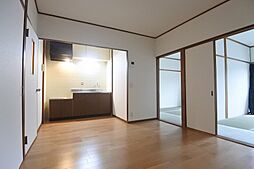 マンション備前A棟 2階3DKのリビング/ダイニング