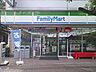 周辺：ファミリーマート 枚方岡東町店（225m）