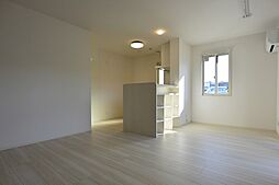 La Maison　Du　MiLieu 1階2LDKのリビング/ダイニング