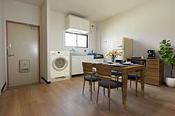 グランドコート 5階2DKのリビング/ダイニング