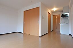 M’PLAZA津田駅前12番館 4階1LDKのリビング/ダイニング