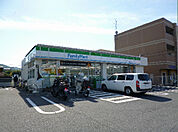 ファミリーマート 交野森北一丁目店（215m）