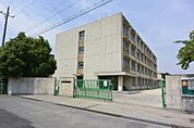 枚方市立杉中学校（1214m）