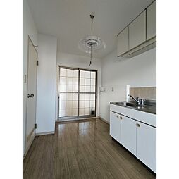 フレグランスフジ 103 1階1Kのリビング/ダイニング