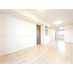 グランマーレ 糸 III 203 1階2LDKのリビング/ダイニング