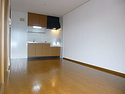 リアルコンフォート2 1階2DKのリビング/ダイニング