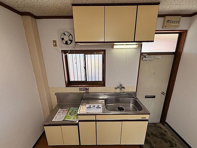 キッチン