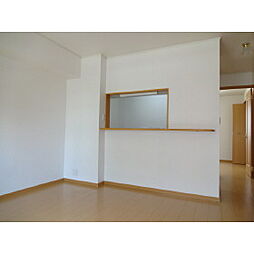 エトワールM　Part2 1階1LDKのリビング/ダイニング