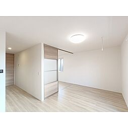 コンフォーティア宮田　A棟 1階1LDKのリビング/ダイニング