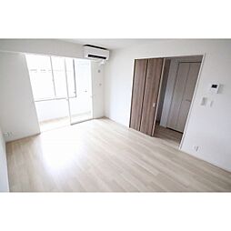 ラ・フォルシュ 1階1LDKのリビング/ダイニング