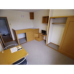 レオパレス竜町 2階1Kのリビング/ダイニング