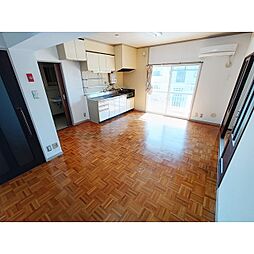 サンライト高田 3階3LDKのリビング/ダイニング