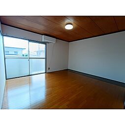 シャンブル花岡 2階1Kのリビング/ダイニング