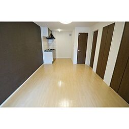 プログレス2番館 1階ワンルームのリビング/ダイニング