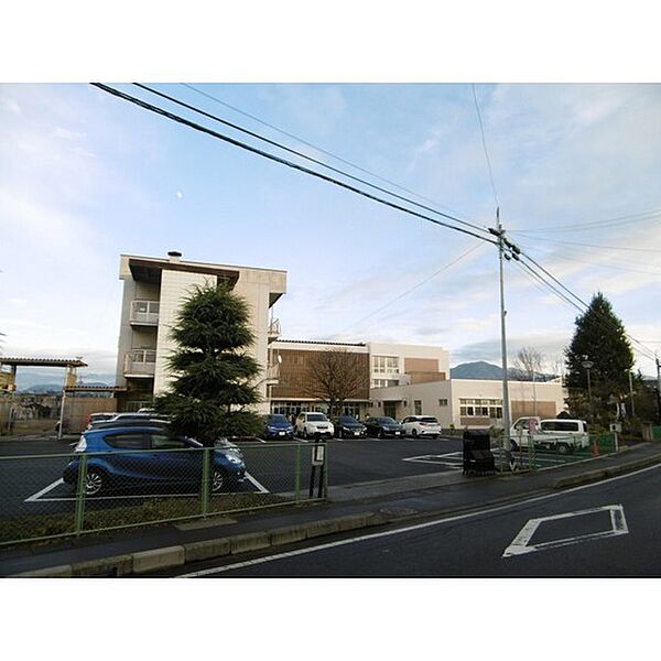 画像30:小学校「長野市立青木島小学校まで813ｍ」