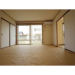 ジュネス上氷鉋　B棟 1階2DKのリビング/ダイニング