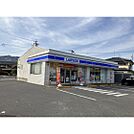 コンビニ「ローソン長野三本柳店まで940ｍ」