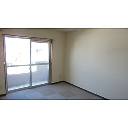 エクセレントI 3階1Kのリビング/ダイニング