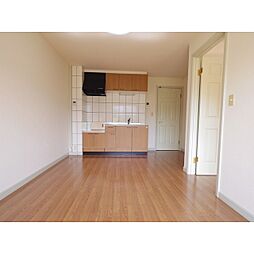 エル・ガーデン 1階1LDKのリビング/ダイニング