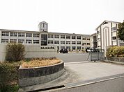 大津市立仰木の里東小学校（864m）