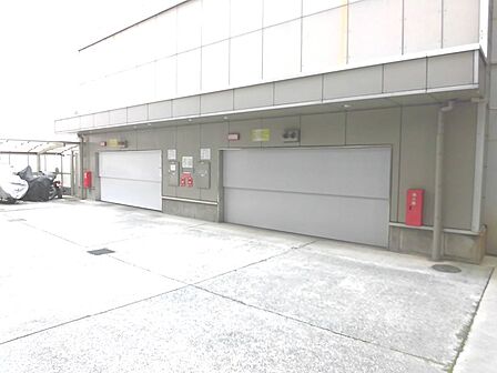 タワー式駐車場