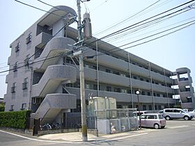 サングリッタ一ッ葉 403 ｜ 宮崎県宮崎市新別府町城元275番地（賃貸マンション3LDK・4階・68.31㎡） その1