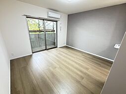 サンテラス・TUTOMI 503 5階ワンルームのリビング/ダイニング